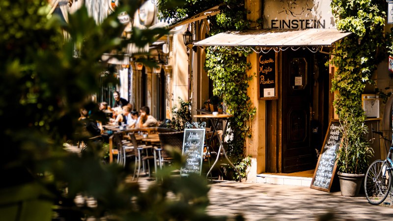 Bistro Einstein, © SMG Stuttgart Marketing GmbH - Sarah Schmid Bistro Einstein, © SMG Stuttgart Marketing GmbH - Sarah Schmid