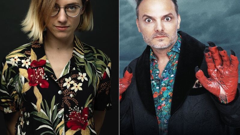 Zwei Personen nebeneinander: links eine Person mit Brille und Blumenhemd, rechts eine Person mit roten Handschuhen vor dunklem Hintergrund., © Renitenztheater Stuttgart e.V.