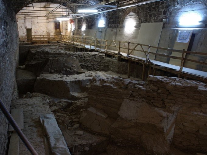 Führung | Im Schein der Taschenlampe, © Landesmuseum Württemberg Führung | Im Schein der Taschenlampe, © Landesmuseum Württemberg