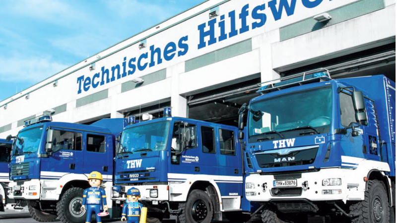 Die Einatzfahrzeuge von nah entdecken beim Tag der offenen Tür des THWs., © THW Stuttgart Die Einatzfahrzeuge von nah entdecken beim Tag der offenen Tür des THWs., © THW Stuttgart