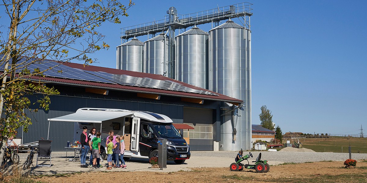 Motorhome parking space on the Jettingen farm, © Andreas Becker Ludwigsburg