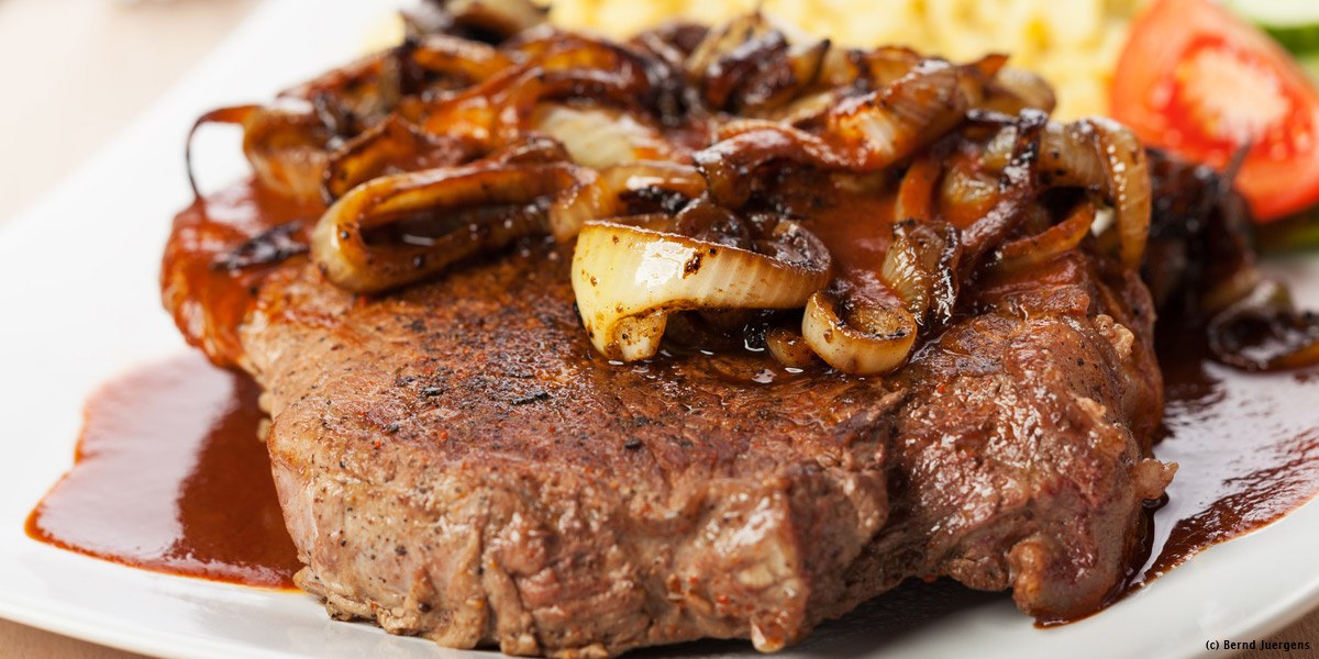 Swabian roast beef with onions, © Bernd Juergens/Fotolia