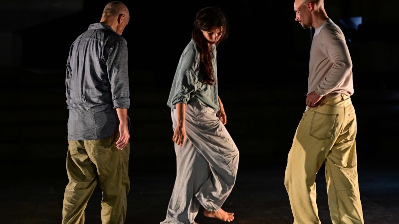 Prayers, Tanztheater des Kollektiv dots, © Peter Pöschl Prayers, Tanztheater des Kollektiv dots, © Peter Pöschl