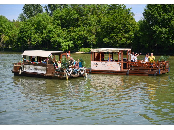 Winterfloß, © Cool-Tours StattReisen Winterfloß, © Cool-Tours StattReisen