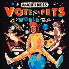 Illustration eines Musikers in gelbem Anzug, umgeben von Tieren und Instrumenten im Weltraum. Text: 'The Kiffness Vote for Pets World Tour'., © links im Bild Illustration eines Musikers in gelbem Anzug, umgeben von Tieren und Instrumenten im Weltraum. Text: 'The Kiffness Vote for Pets World Tour'., © links im Bild