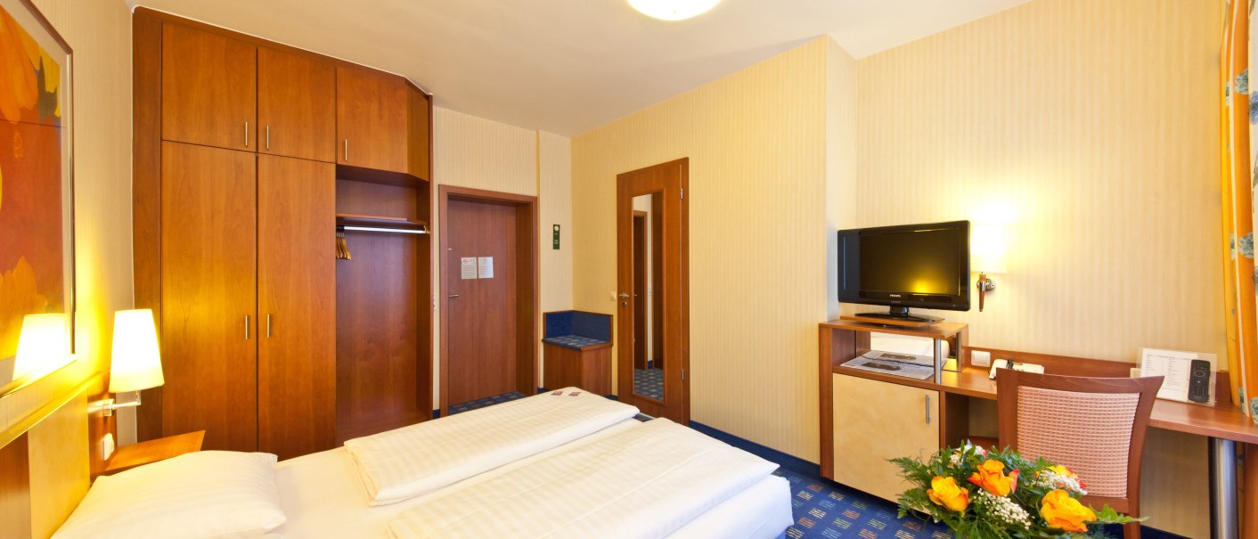 Standard Doppelzimmer, © Novum Boulevard Stuttgart City