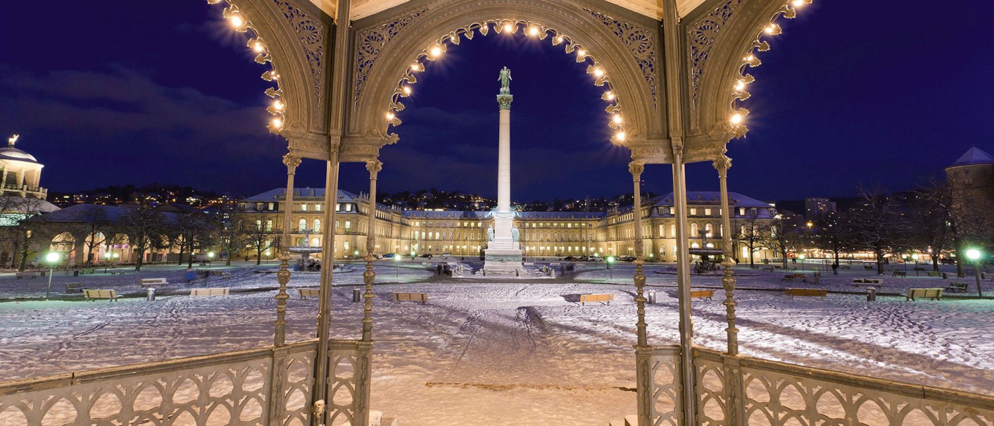 Schlossplatz durch Pavillion, © Stuttgart-Marketing GmbH, Werner Dieterich