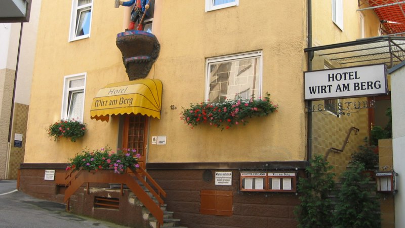 exterior view, © Hotel Wirt am Berg