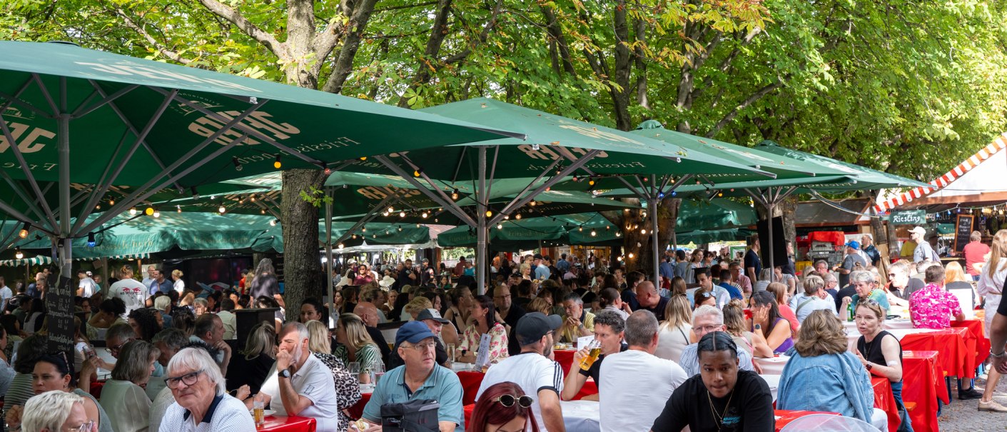 Hamburger Fischmarkt auf dem Stuttgarter Karlsplatz, &copy; WAGS Hamburg Evens GmbH