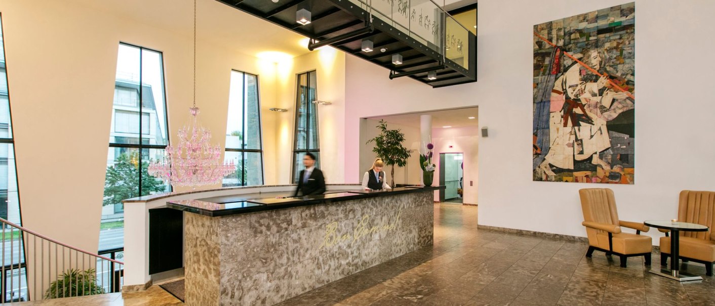 Rezeption, © ARCOTEL Hotels Rezeption, © ARCOTEL Hotels