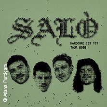 Grafik mit vier gezeichneten Gesichtern und dem Text 'Sal&ograve; Hardcore Ist Tot Tour 2026' auf gr&uuml;nem Hintergrund., &copy; links im Bild