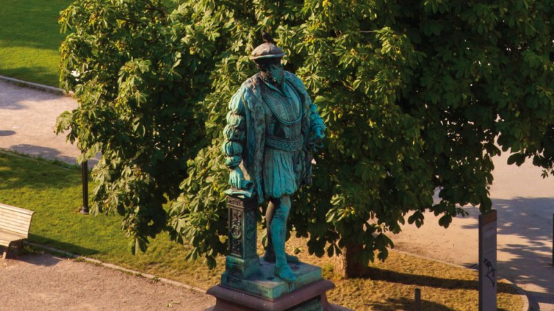 Das Herzog Christoph Denkmal auf dem Schlossplatz Stuttgart, © Werner Dieterich Das Herzog Christoph Denkmal auf dem Schlossplatz Stuttgart, © Werner Dieterich