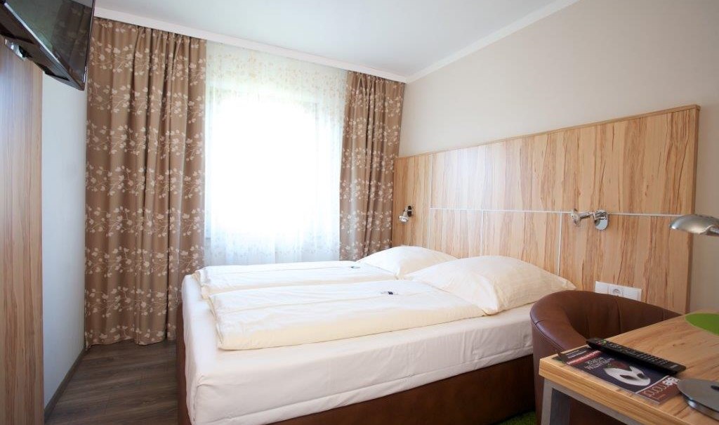 Doppelzimmer Standard, © Hotel Reinhardtshof Garni