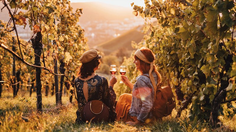 -, &copy; Stuttgart-Marketing GmbH, sonne-wolken.de/globusliebe.com