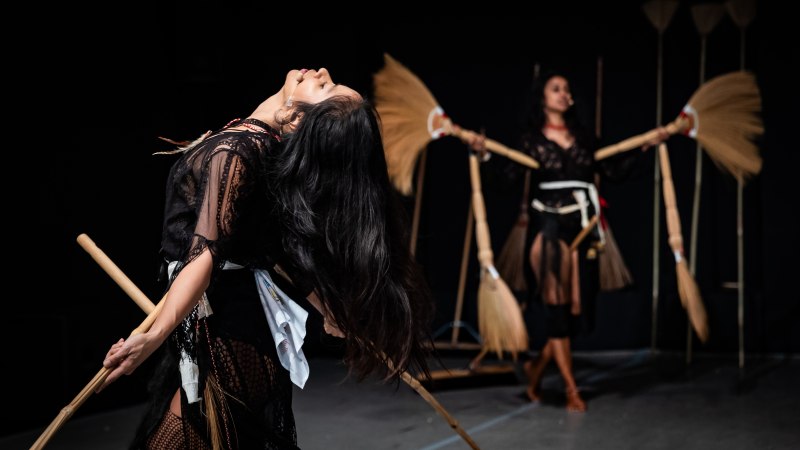 MAGIC MAIDS von Eisa Jocson & Venuri Perera, &copy; Bernie Ng