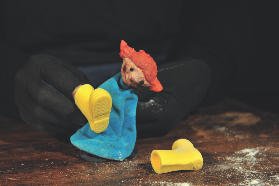 Mini-Gummistiefel f&uuml;r gro&szlig;e Abenteuer., &copy; Angelika Jedelhauser