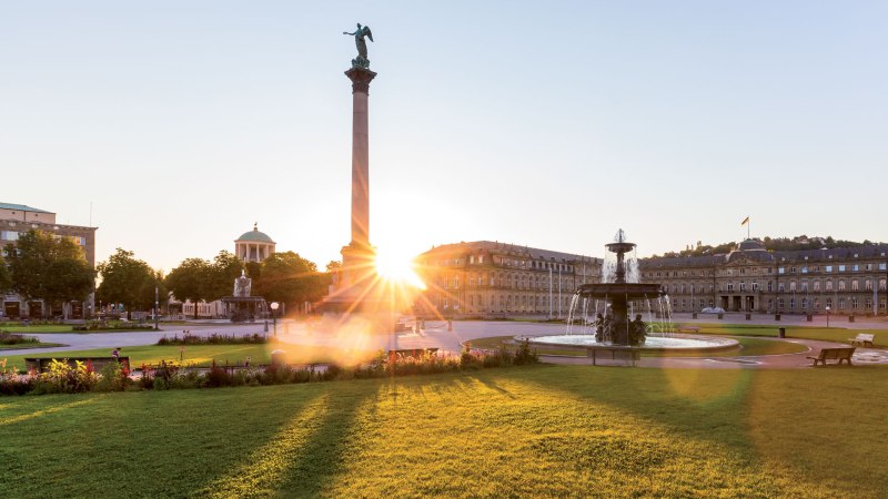 Schlossplatz Stuttgart, &copy; Stuttgart-Marketing GmbH, Werner Dieterich