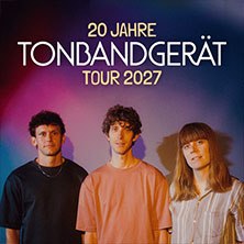 TONBANDGER&Auml;T - 20 Jahre Tonbandger&auml;t - Tour 2027, &copy; links im Bild