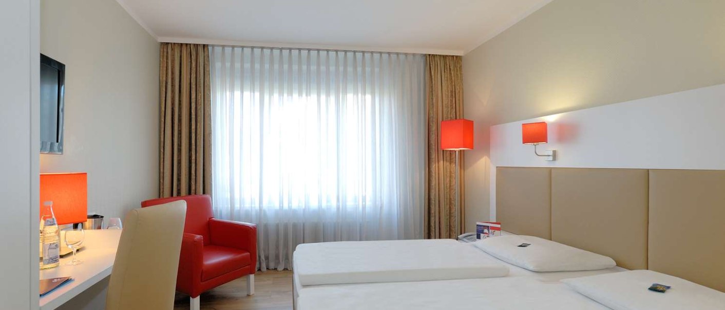 Zimmer, © Hotel Stuttgart-Sindelfingen City by Tulip Inn Zimmer, © Hotel Stuttgart-Sindelfingen City by Tulip Inn