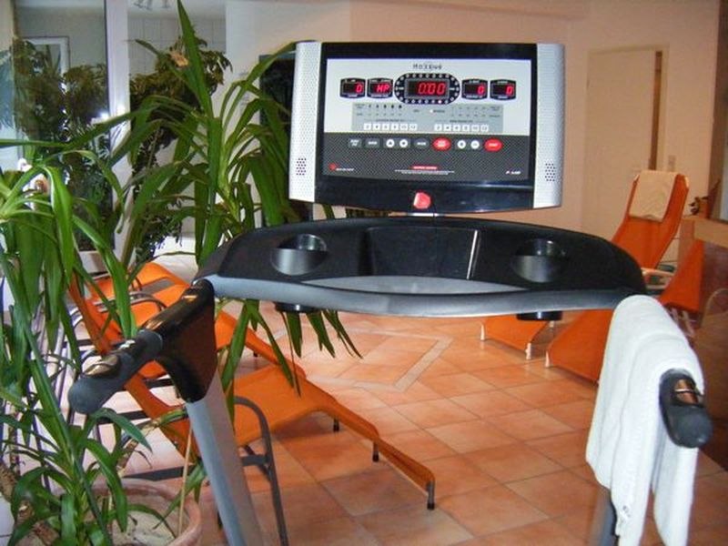 our treadmill for inside jogging, © Hotel Möhringer Hof