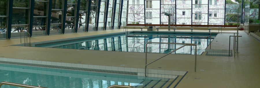 Swimming pool in the Feuerbach indoor pool., © Stuttgarter Bäder