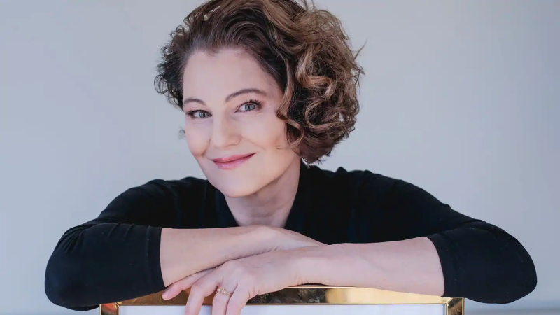 Johanni van Oostrum, &copy; Klara Beck