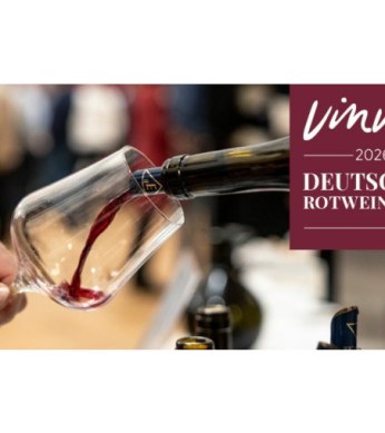 Deutscher Rotweinpreis: Publikumsverkostung «Rotwein-Festival Deutschland», © Stuttgart Marketing GmbH Deutscher Rotweinpreis: Publikumsverkostung «Rotwein-Festival Deutschland», © Stuttgart Marketing GmbH