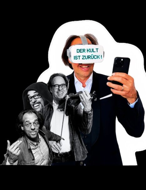 Mann mit VR-Brille und Smartphone, daneben drei M&auml;nner in Schwarz-Wei&szlig;. Text auf Brille: "Der Kult ist zur&uuml;ck!", &copy; Theaterhaus Stuttgart e.V.
