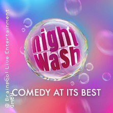 NightWash-Logo in einer Seifenblase mit buntem Hintergrund und dem Slogan 'Comedy at its best'., &copy; links im Bild