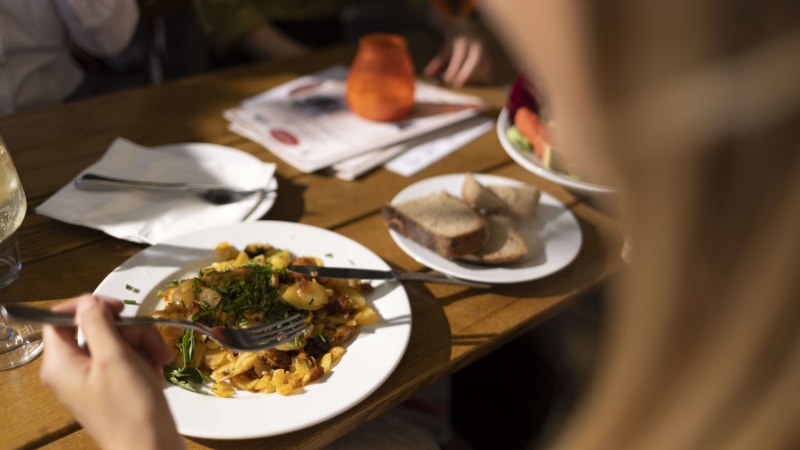 Restaurants Dorotheen Quartier, &copy; Stuttgart-Marketing GmbH, Ingolf Pompe