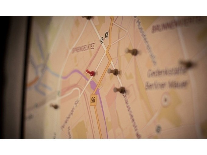Map with pins marking different places. A red pin stands out. The area shows the Sprengelkiez neighborhood in Berlin., © ExitGames Stuttgart Map with pins marking different places. A red pin stands out. The area shows the Sprengelkiez neighborhood in Berlin., © ExitGames Stuttgart