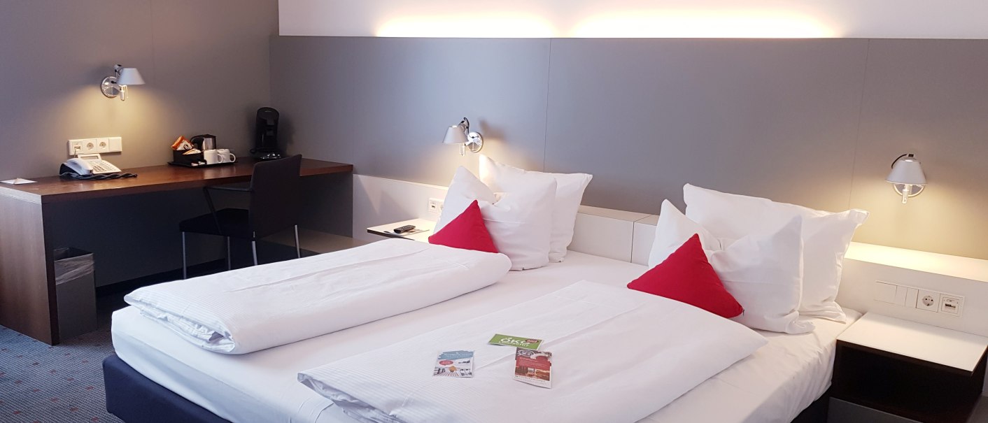 Deluxe Doppelzimmer, © Vienna House Easy Mo. Stuttgart