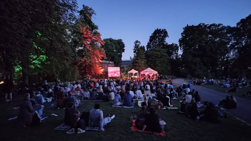 16mm outdoor cinema, © Fabian Kühfuß 16mm outdoor cinema, © Fabian Kühfuß