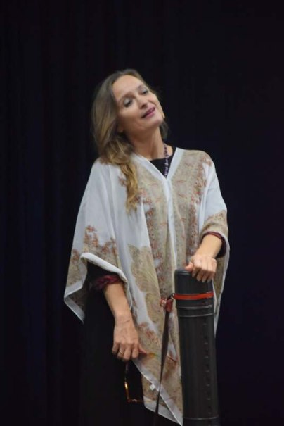 Das ist schon mal besser (auf Russisch), &copy; Theater Atelier