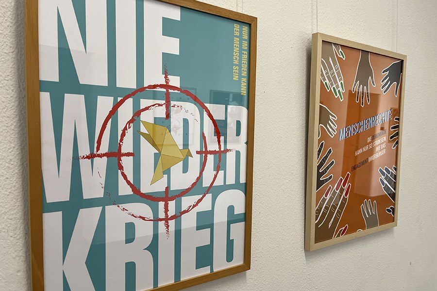 Einprägsam und eindeutig formuliert sind die Werke der Schülerinnen und Schüler., © Landeshauptstadt Stuttgart
