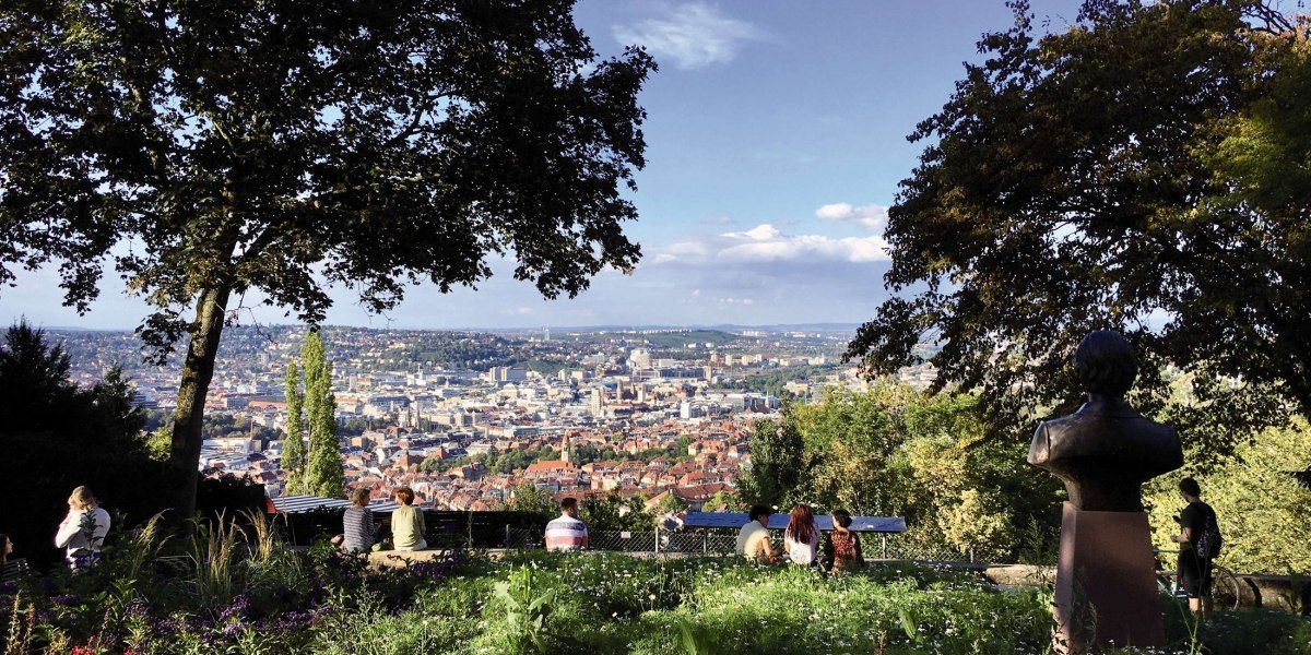 Blick auf Stuttgart vom Santiago-de-Chile-Platz, © Stuttgart-Marketing GmbH