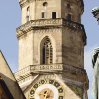 Bronze statue of Friedrich Schiller on Schillerplatz in Stuttgart, with the collegiate church in the background., &copy; Stuttgart-Marketing GmbH