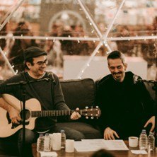 Şakalı Akustik - Harun Tekin & Koray Candemir - Europe Tour 2027, &copy; links im Bild