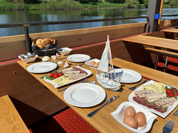 Rivership Flunder - Sunrise & Breakfast Tour, © Cool-Tours StattReisen Rivership Flunder - Sunrise & Breakfast Tour, © Cool-Tours StattReisen