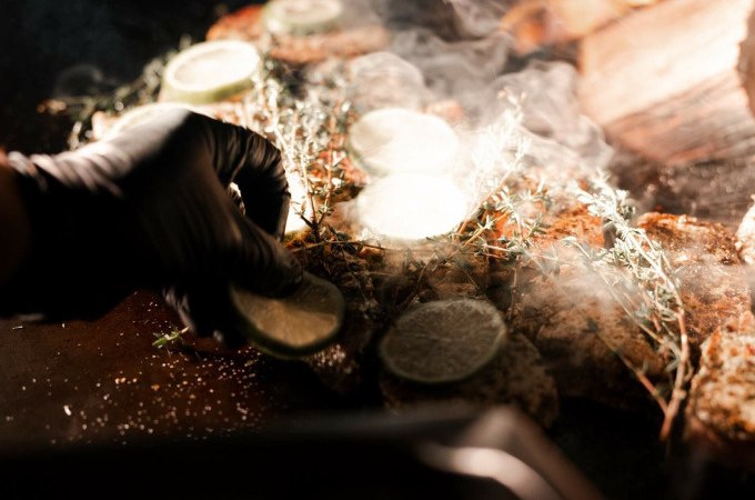 Rivership Flunder - BBQ & Sunset Tour, © Cool-Tours StattReisen Rivership Flunder - BBQ & Sunset Tour, © Cool-Tours StattReisen