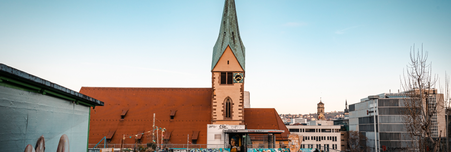 View of St. Leonhard's Church from the top parking deck of the Züblin parking garage., © Stuttgart-Marketing GmbH, Sarah Schmid