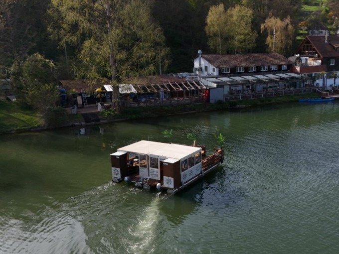 Exklusive Floßboote "Flipper & Fischle", © Cool-Tours StattReisen Exklusive Floßboote "Flipper & Fischle", © Cool-Tours StattReisen