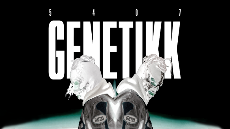 Zwei maskierte Figuren in spiegelbildlicher Anordnung vor dem Schriftzug 'Genetikk' auf schwarzem Hintergrund., © links im Bild Zwei maskierte Figuren in spiegelbildlicher Anordnung vor dem Schriftzug 'Genetikk' auf schwarzem Hintergrund., © links im Bild