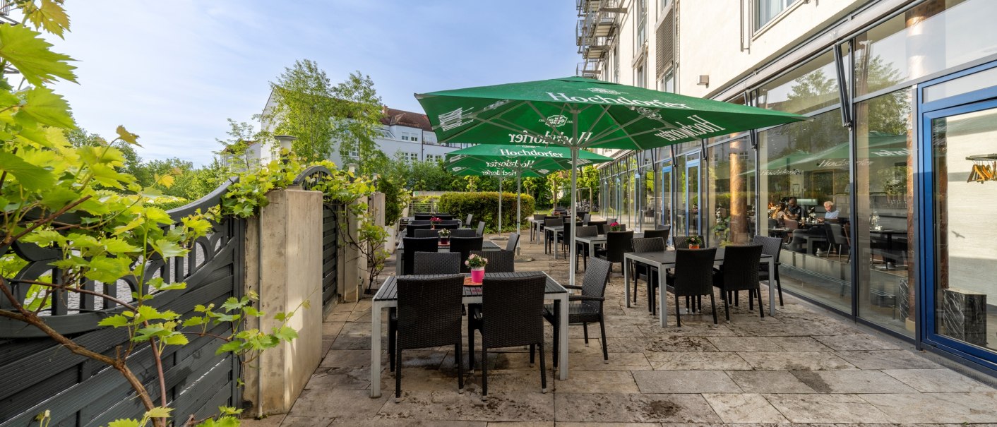 Terrasse, © Plaza Residence Stuttgart-Ditzingen