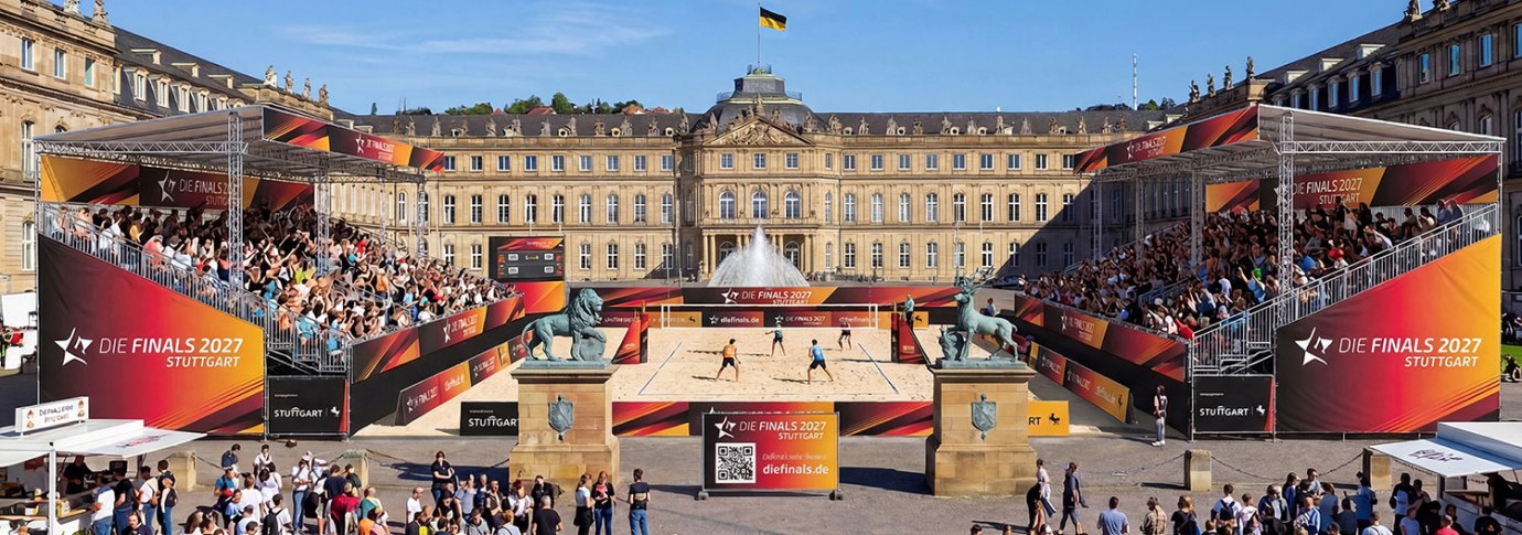 Sportevent vor dem Neuen Schloss in Stuttgart mit Zuschauerr&auml;ngen und Beachvolleyballfeld f&uuml;r die Finals 2027., &copy; in.stuttgart