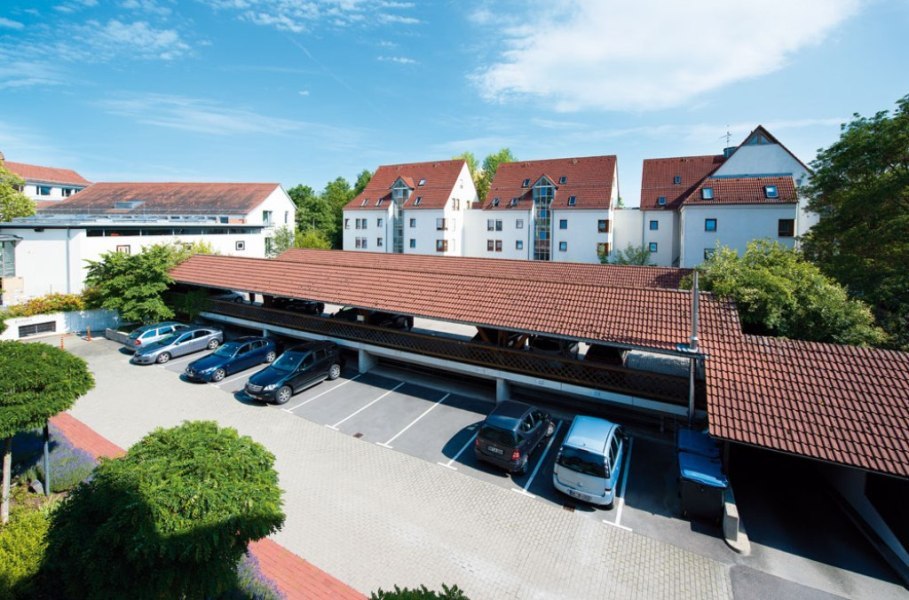 Parkplatz mit Tierfgarage, © Hotel Gasthof Hasen