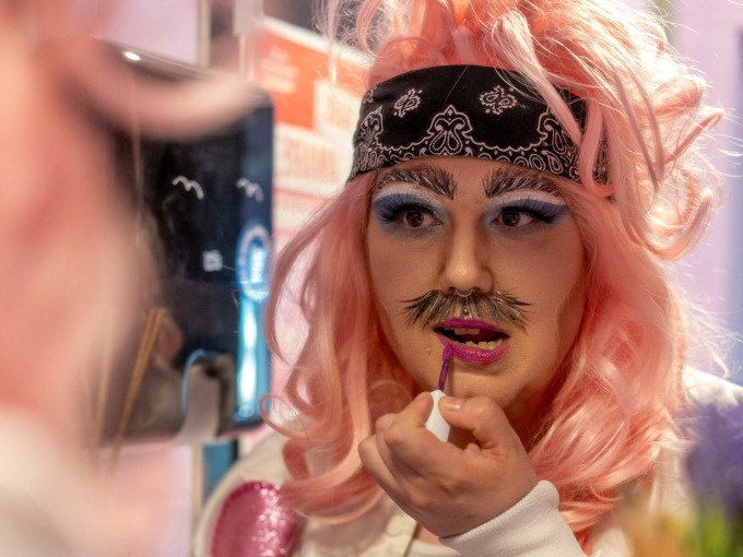 Drag-King-Show | Bently Bent&auml;ga pr&auml;sentiert &bdquo;Drag Me to Divine&ldquo;, &copy; Landesmuseum W&uuml;rttemberg