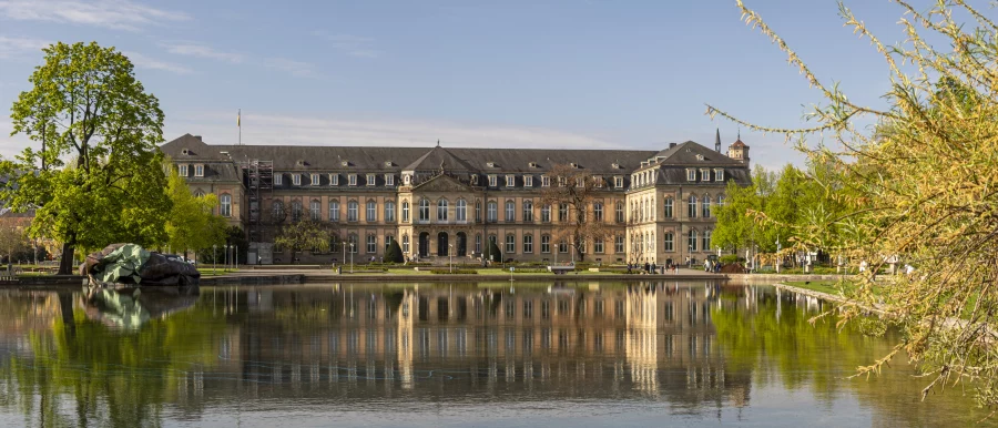 Neues Schloss Ansicht vom Eckensee, © SMG, Sarah Schmid