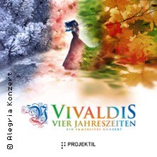 Plakat für Vivaldis Vier Jahreszeiten, zeigt eine Frau inmitten der vier Jahreszeiten: Winter, Frühling, Sommer, Herbst. Text: "Ein immersives Konzert"., © links im Bild
