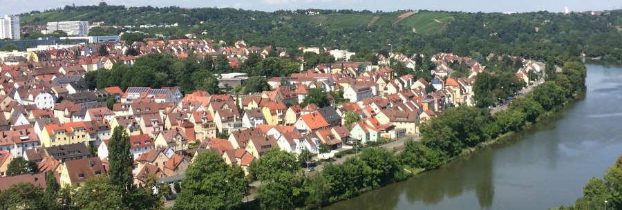 d2a8036d-9962-49b7-ab18-facccd21b9c1l0001-photo-web, &copy; Aussicht auf den Neckar und die Weinberge